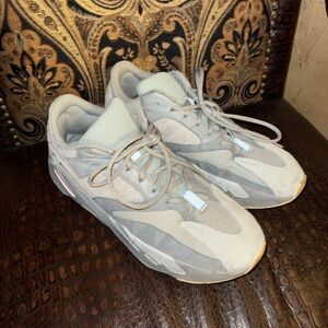 Yeezy Ash Gray Sneakers